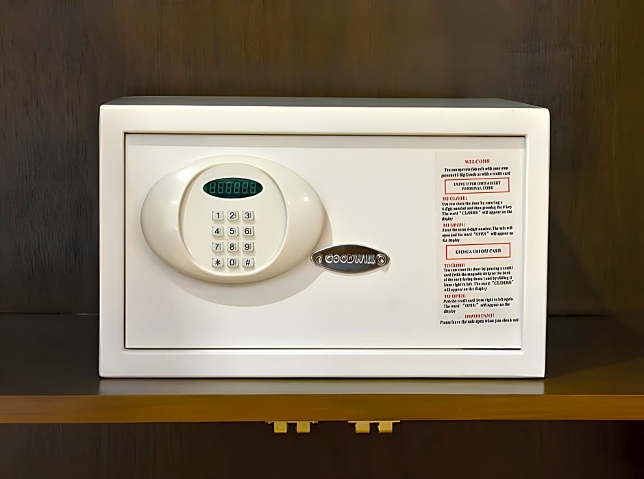 Golden Butterfly Hotel