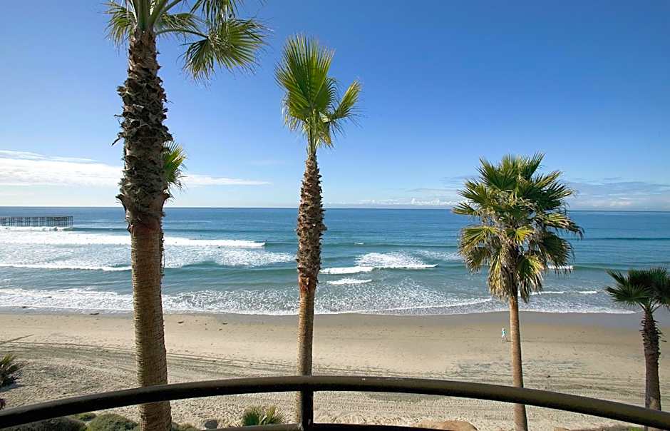 Pacific Terrace Hotel
