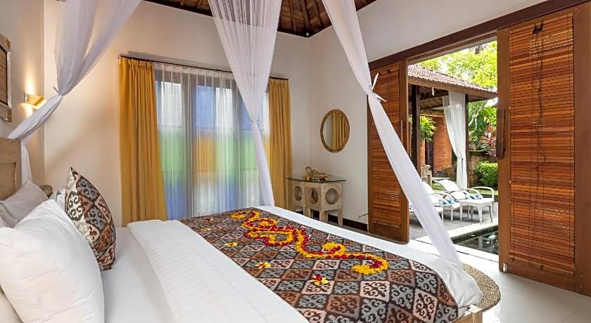 Ubud Raya Villa