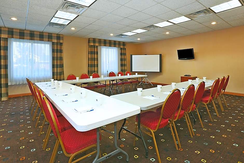 Holiday Inn Express Hotel & Suites Anderson By IHG