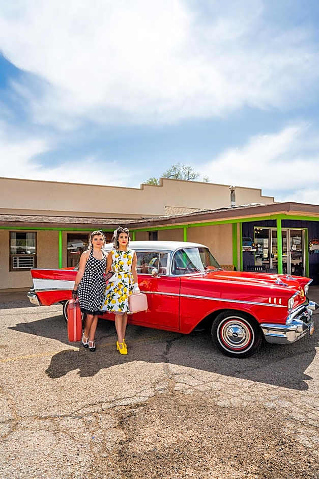 The Atomic Blue Motor-Inn