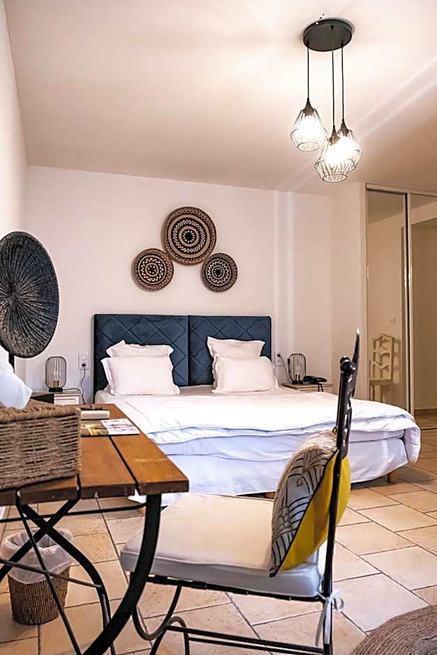 Logis hôtel et restaurant La Bastide Cabezac