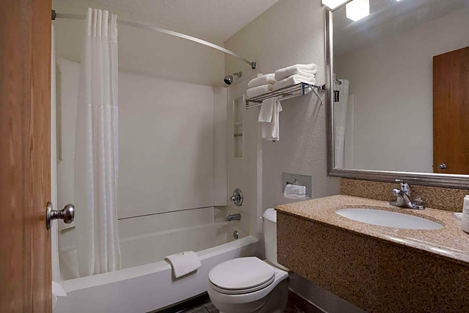 Quality Inn Hall Of Fame
