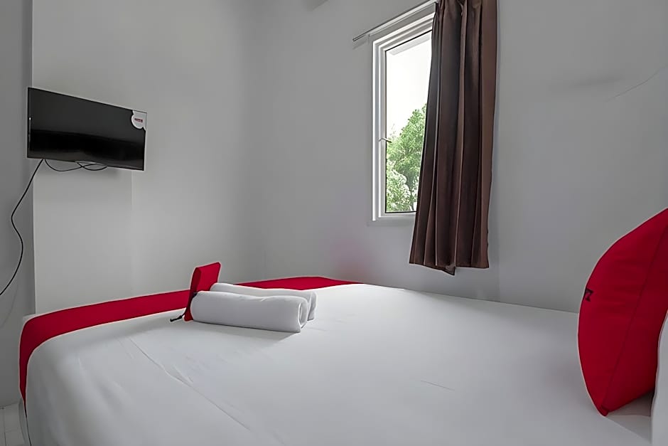 Cattail Guest House