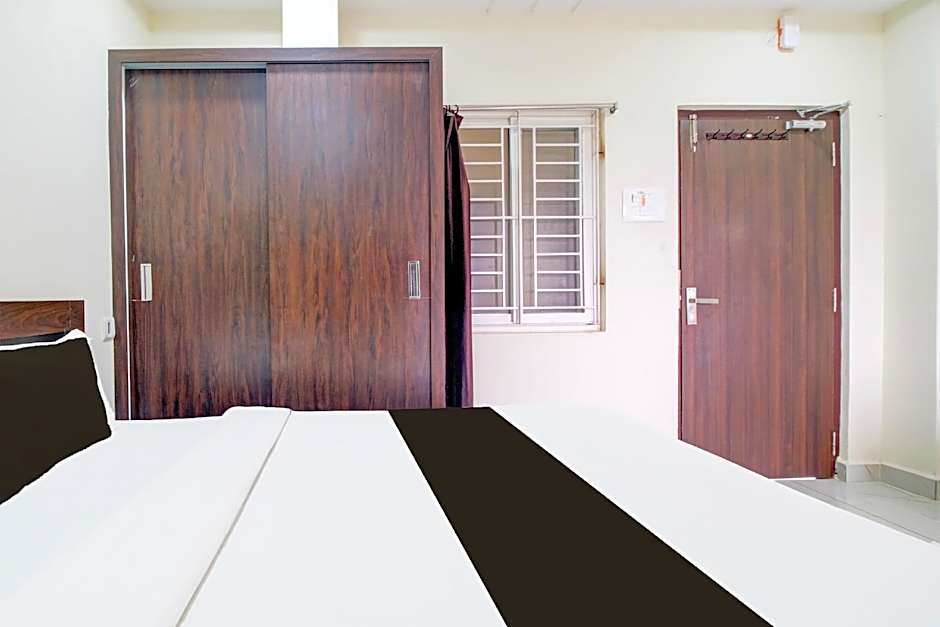 Hotel O Ramavarapadu Near PVR Icon