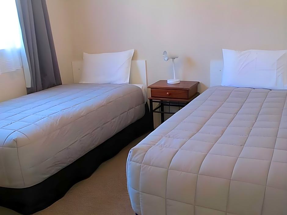 Merivale Court Motel