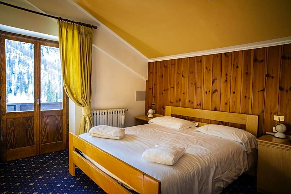 Hotel Monzoni - San Pellegrino