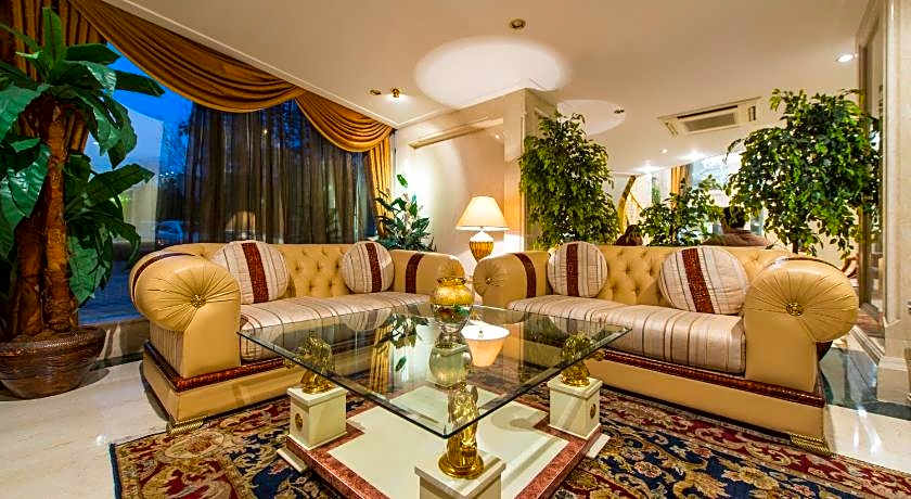 Akar International Hotel