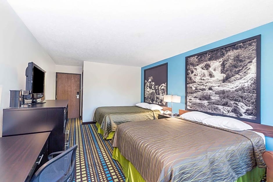 Super 8 by Wyndham North Sioux City