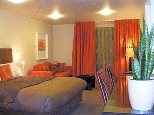 Photo 1 of 5 of Deluxe Spa