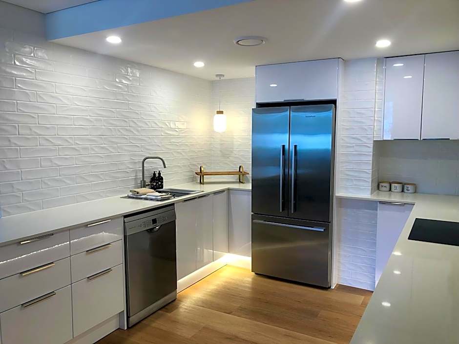 Oceania on Burleigh Beach