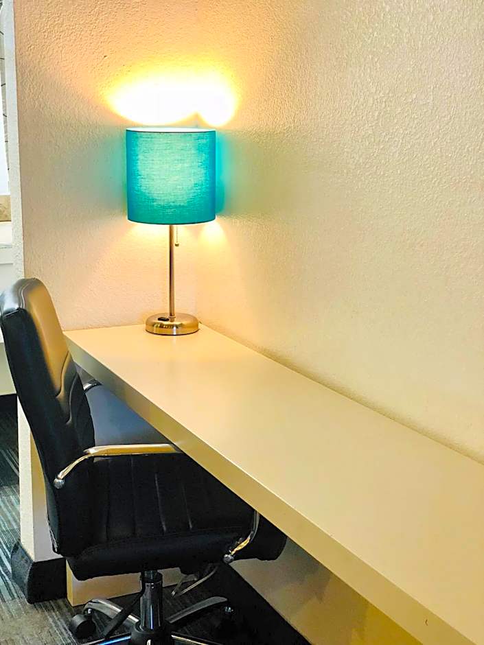 Bridgepoint Inn Daly City