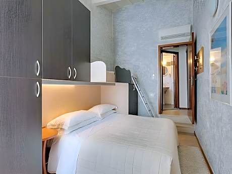 Triple 1 Double Bed and 1 Single Bed