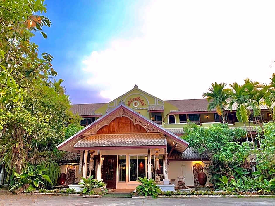 Rommai Green Park Boutique Hotel Resort