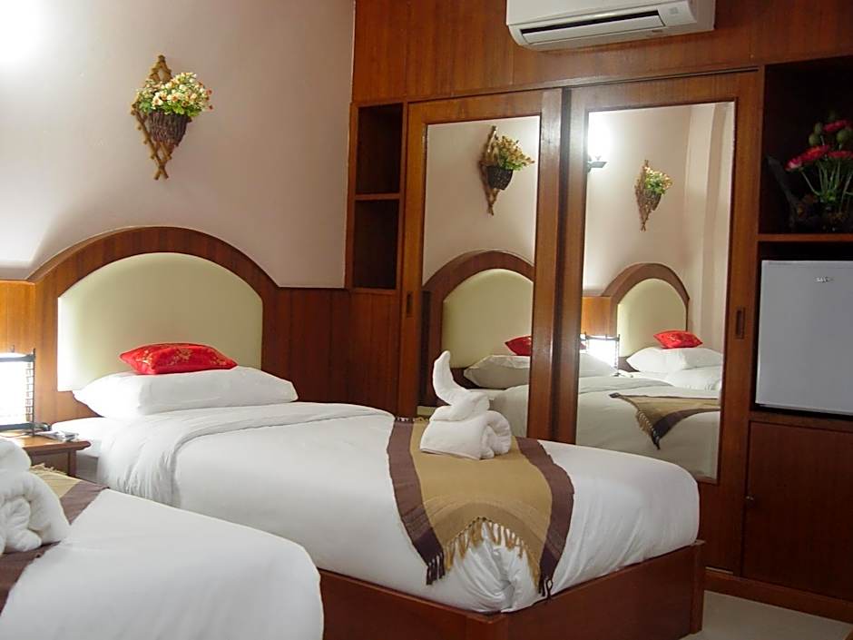 Baan Rom Mai