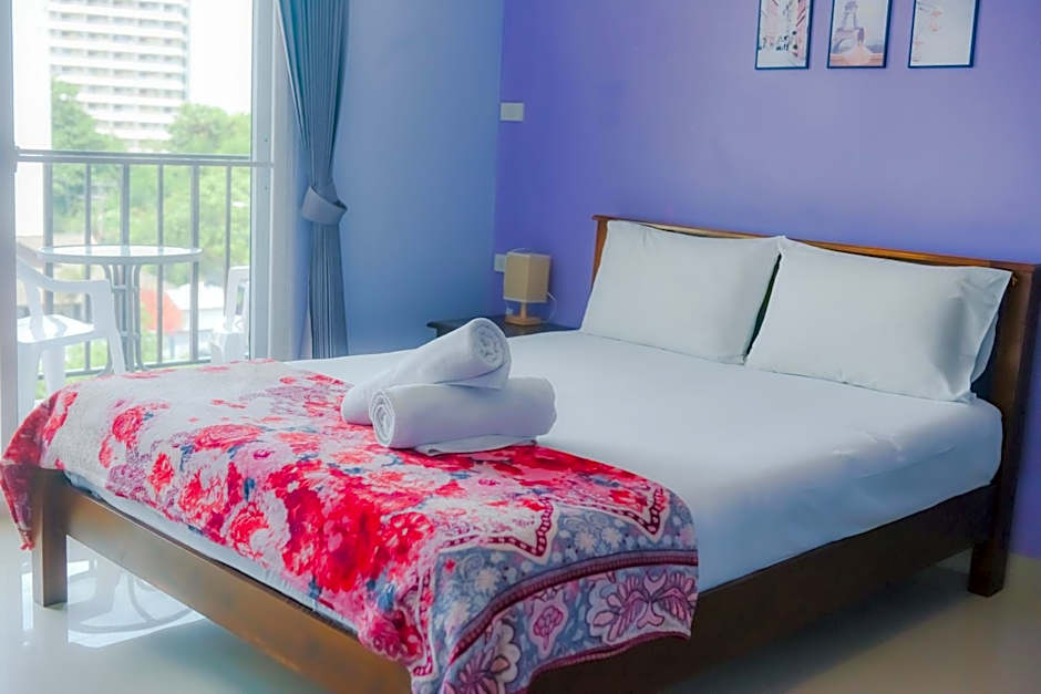 Patumnak Beach Guesthouse