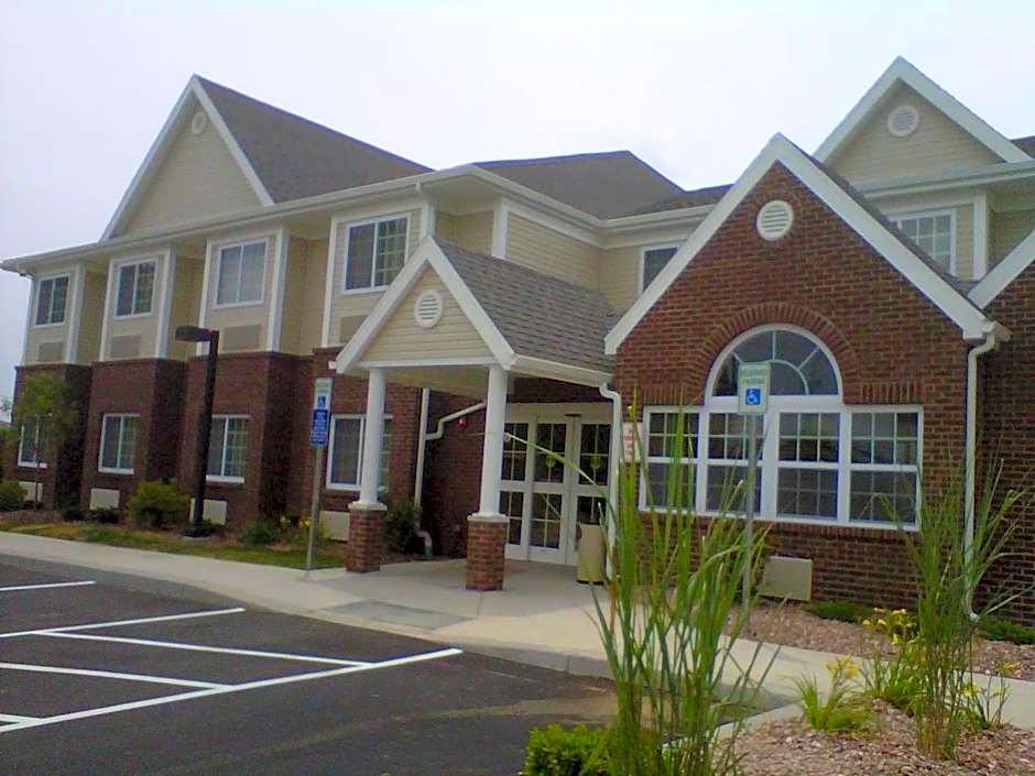 Microtel Inn & Suites By Wyndham Chili/Rochester Airport