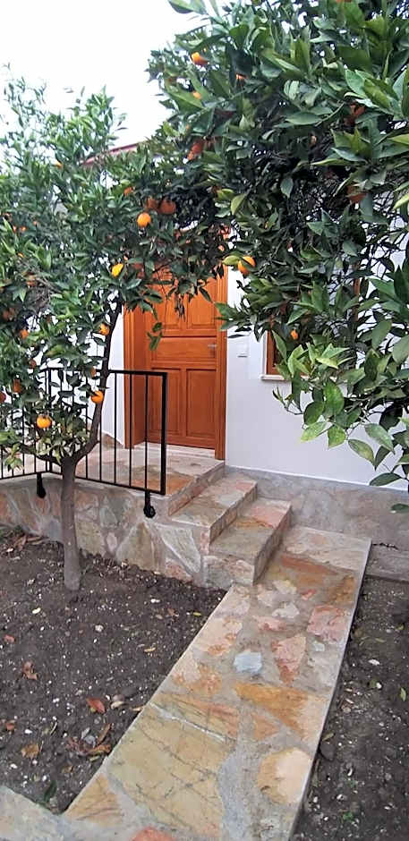 Lindos Pension