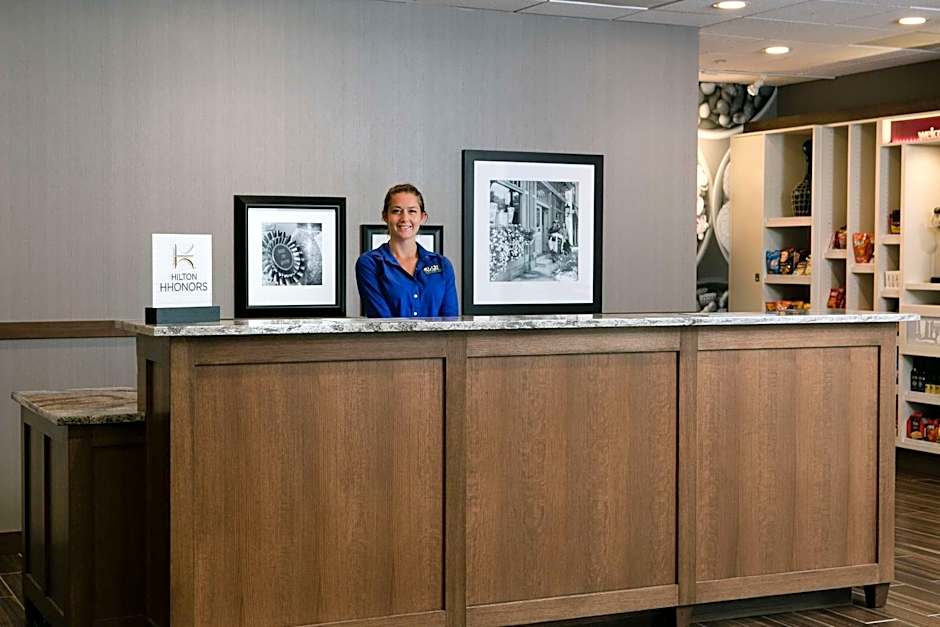 Hampton Inn By Hilton & Suites Mason City