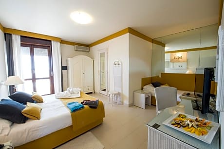 Superior Triple Room with Sea View