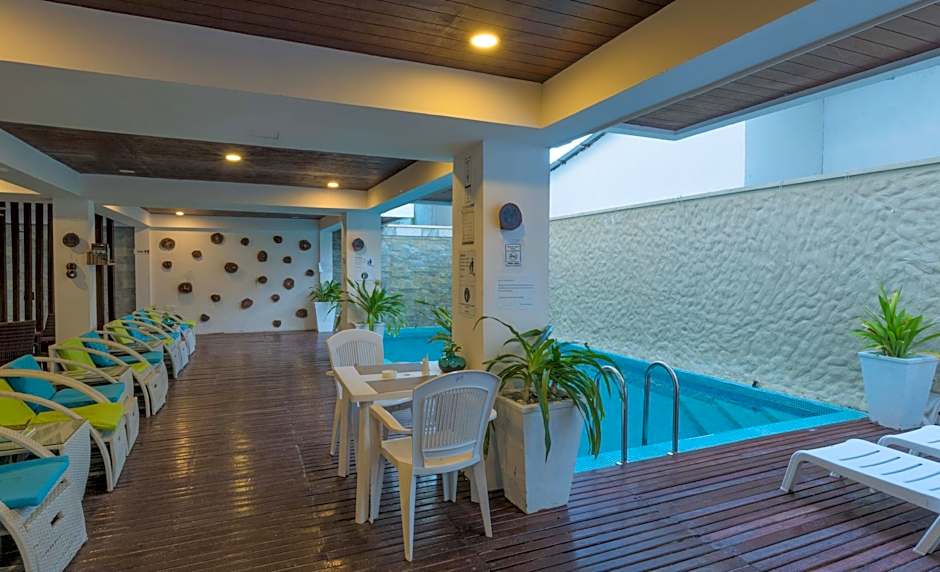 Aquzz Hotel & Spa Maafushi Maldives