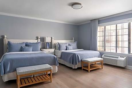 Queen Room with Two Queen Beds