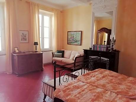 Deluxe Double Room with Bath