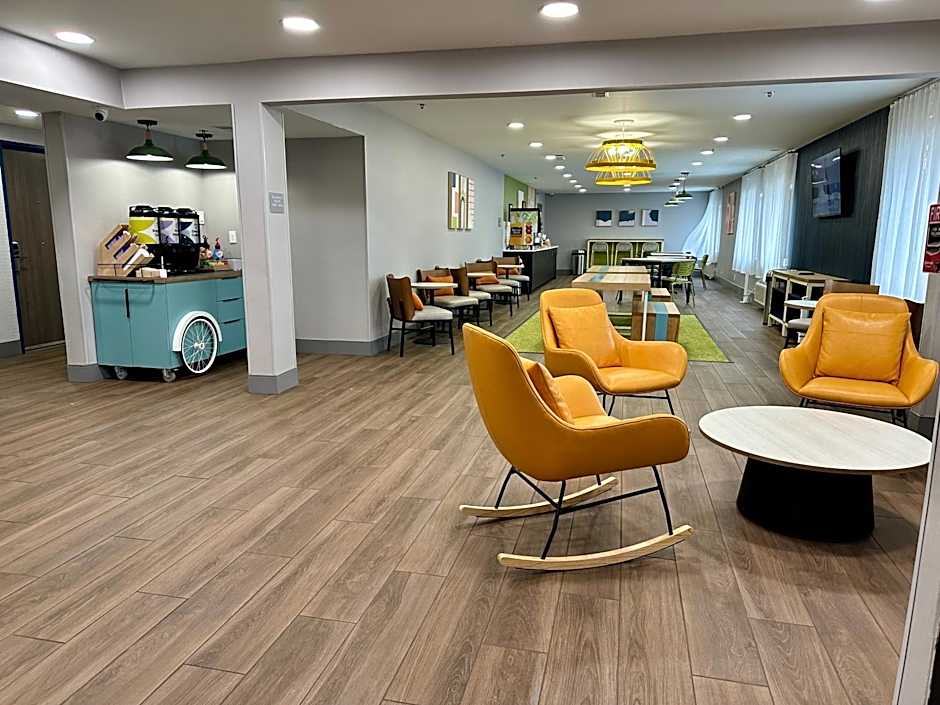 Spark by Hilton Fort Wayne