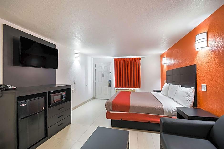 Motel 6-Houston, TX - Brookhollow