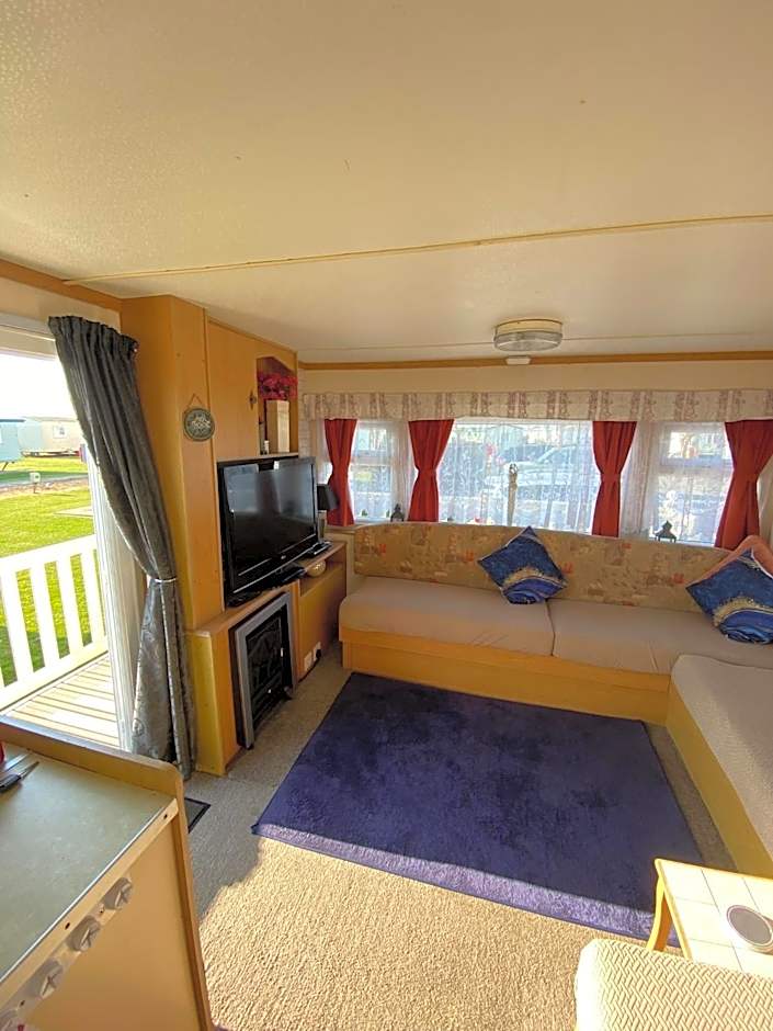 i13 the chase caravan park