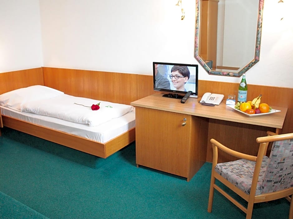 Mainbogen Hotel