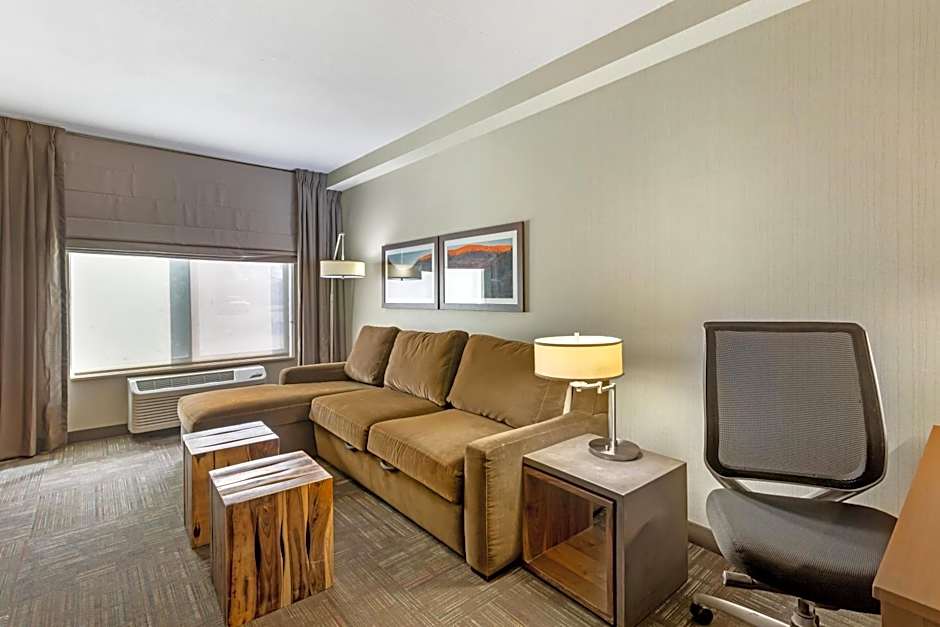 Best Western Plus Cottontree Inn