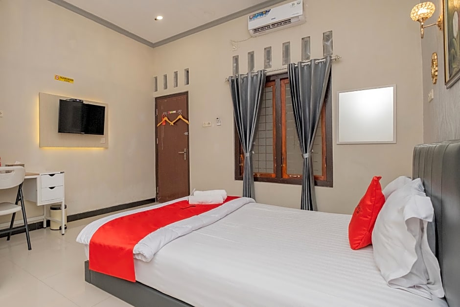 RedDoorz near Kampung Inggris Pare