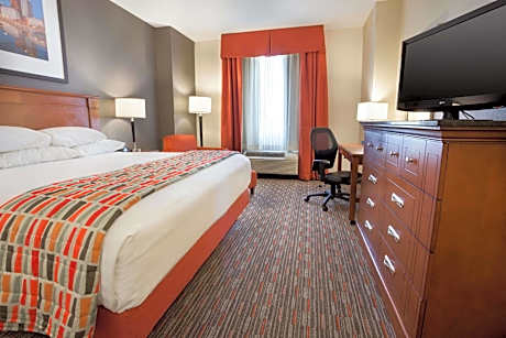 Deluxe King Room with Spa Bath