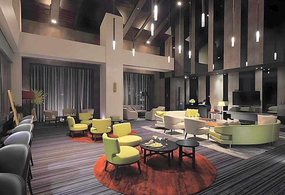 Midori Clark Hotel And Casino