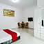 RedDoorz Syariah near RS Awal Bros Batam