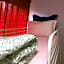 Female-Dortoir Femme -Dorm Shared Room Paris