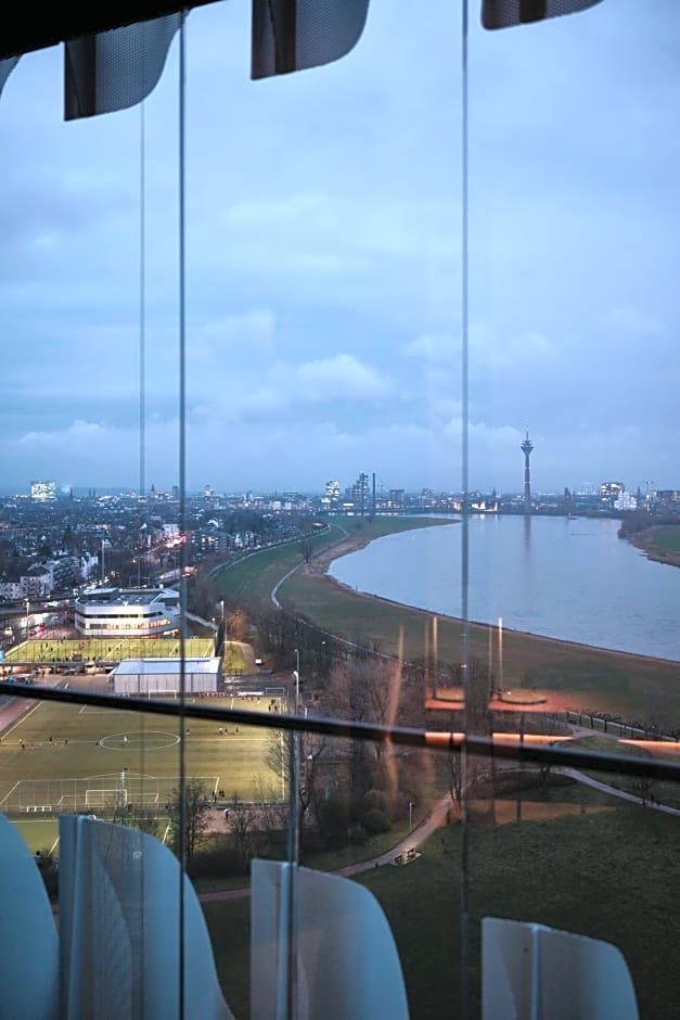 The Zipper Hotel und Apartments