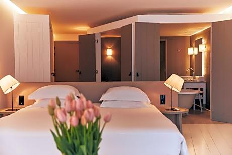 Luxe Sea View Junior Suite 1st floor