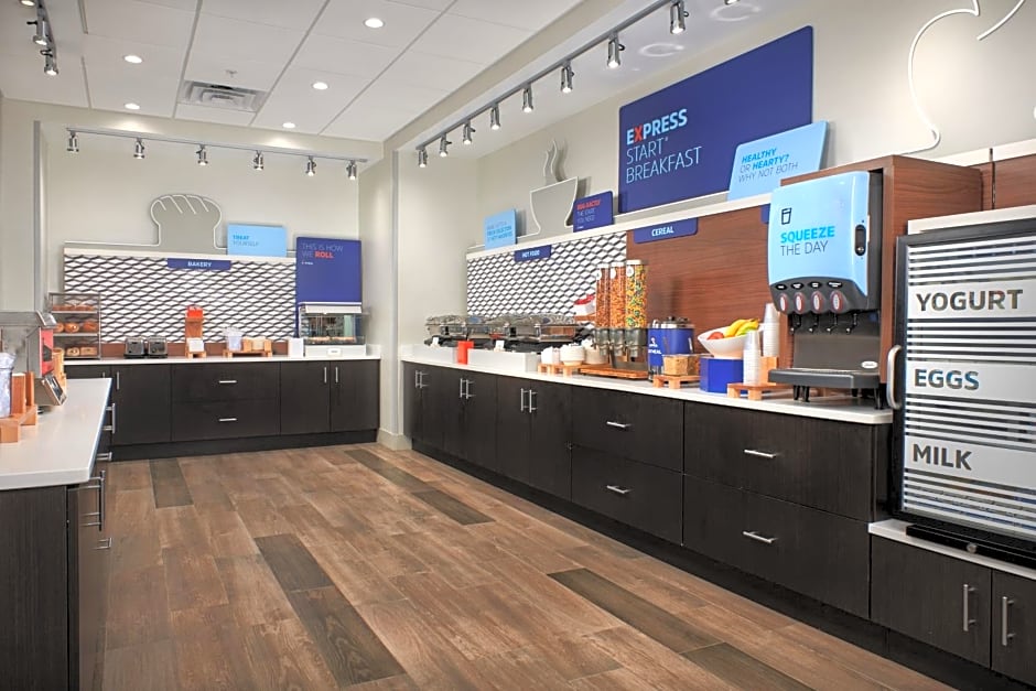 Holiday Inn Express Buffalo NE - Lockport By IHG