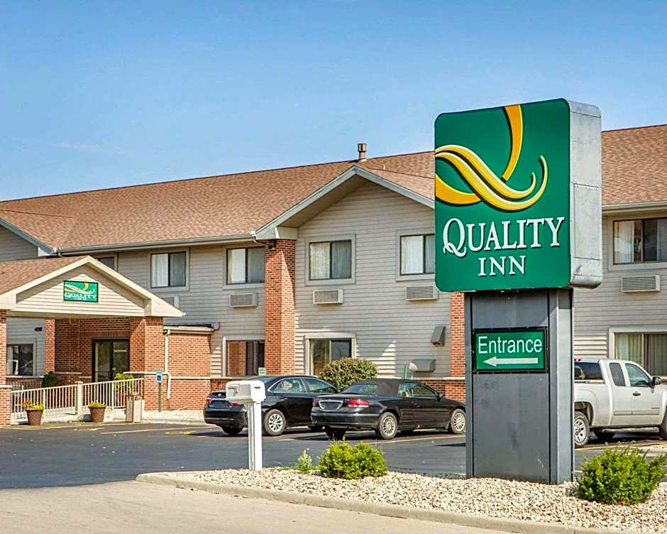Quality Inn Ottawa near Starved Rock State Park