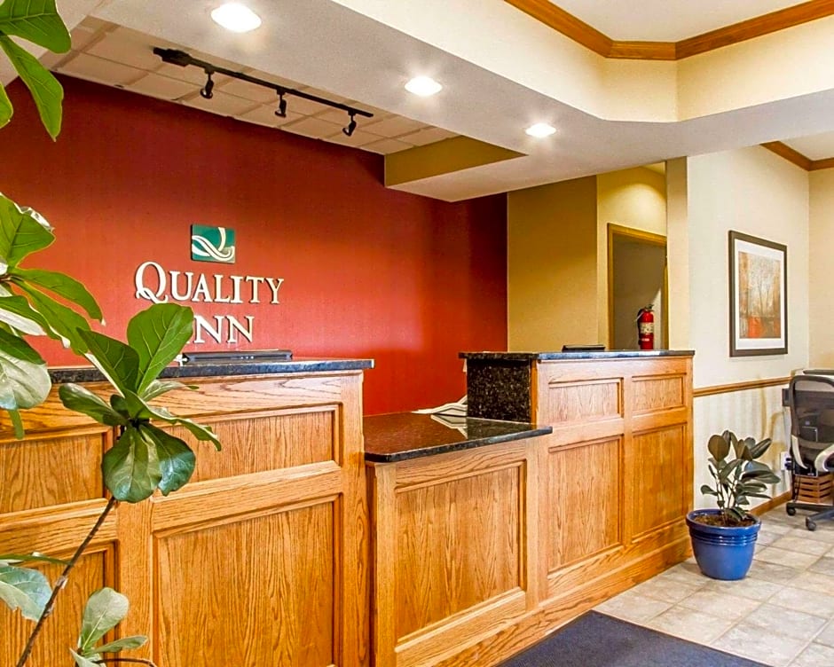 Quality Inn Pontiac
