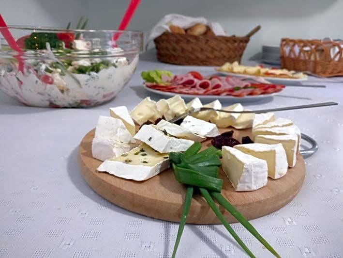 Pokoje Go¿cinne Namiastka