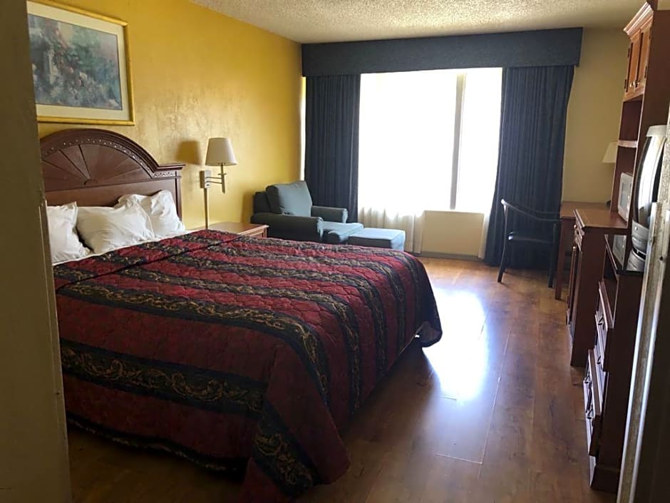 Hotel Tulsa I-44 Midtown – Tulsa, OK