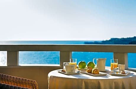 Special Offer - Superior Double Room with Sea View and free Parking, Mini-bar, Wellness included