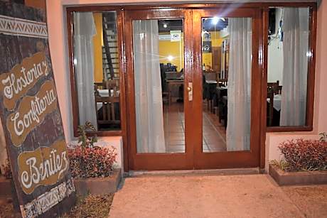 Benitez Hosteria