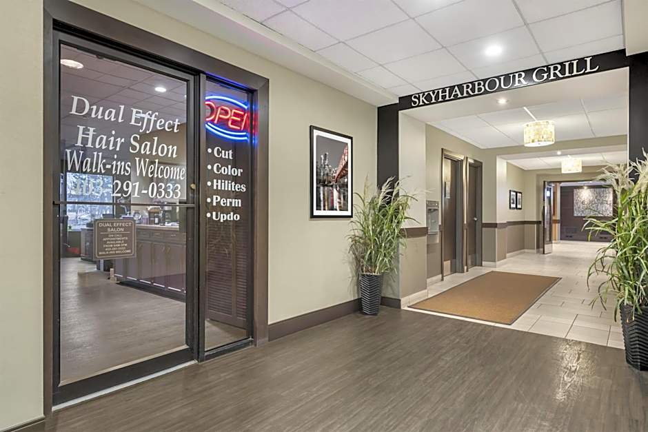 Best Western Plus Port O'Call Hotel