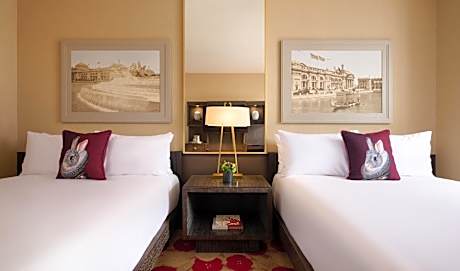 Deluxe Two Double Beds with Roll-In Shower - Mobility /Hearing Accessible