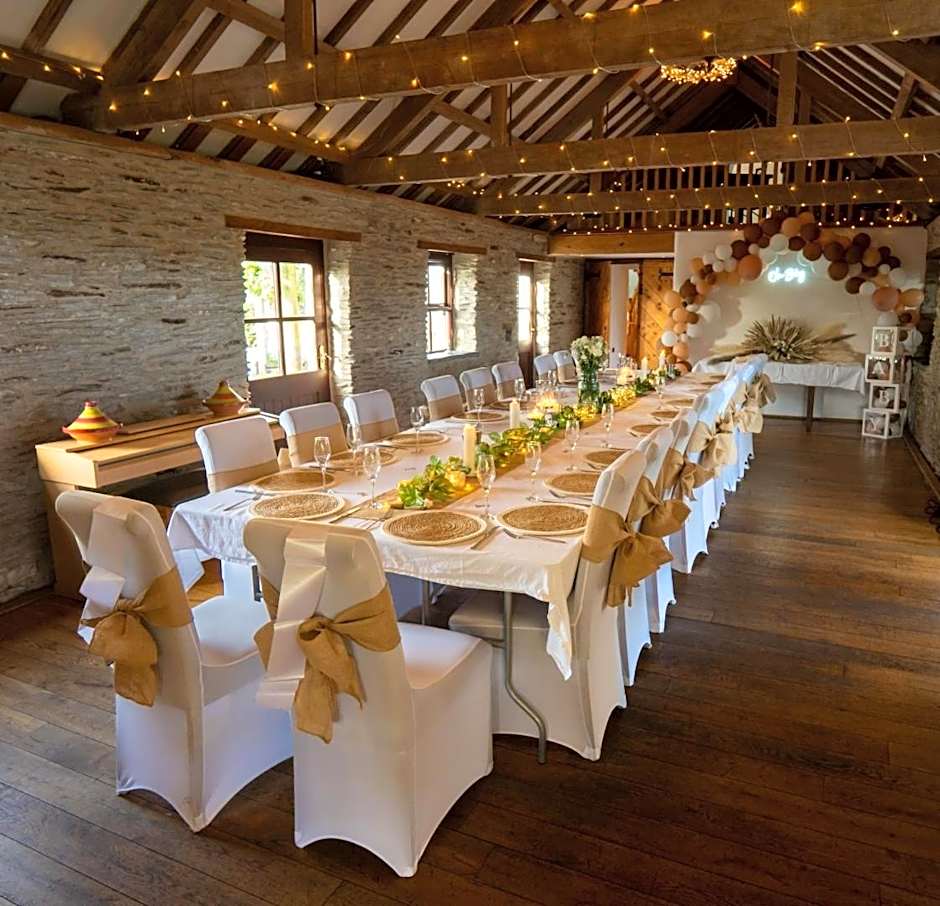 Jabajak Vineyard Restaurant & Rooms