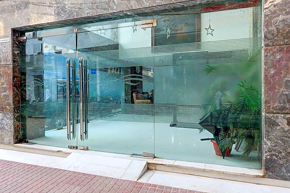 Super Townhouse Oak New Delhi Central Railway Junction Formerly Uppal International